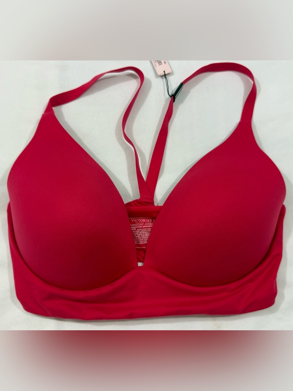 Victoria’s Secret Lightly Lined Plunge Bra 32DD Red Racerback NWT